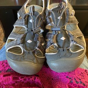 NEVADOS WOMENS KARIBA WATER HIKING SANDLE